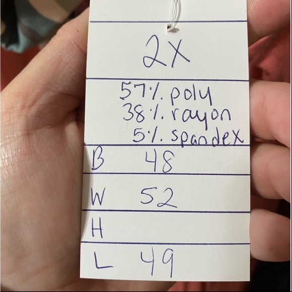 692 ❤️ Ash Gray Plus Size Sleeveless Tiered Midi Dress - Picture 5 of 6